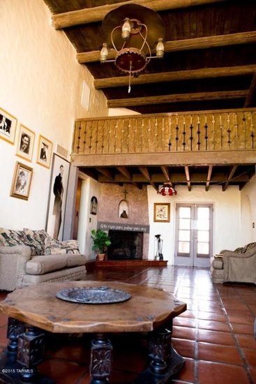 Clark Gable´s dark brown patches of  leather look sierra leone´ranch biljart room  vinyl op vlies pakket 3 rol